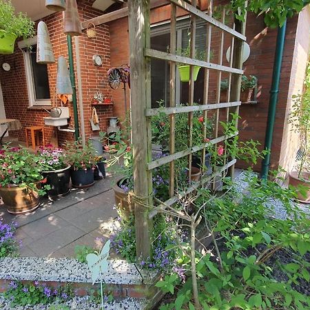 Ruhige Gastesuite Mit Fruhstuck Rhauderfehn Exterior foto