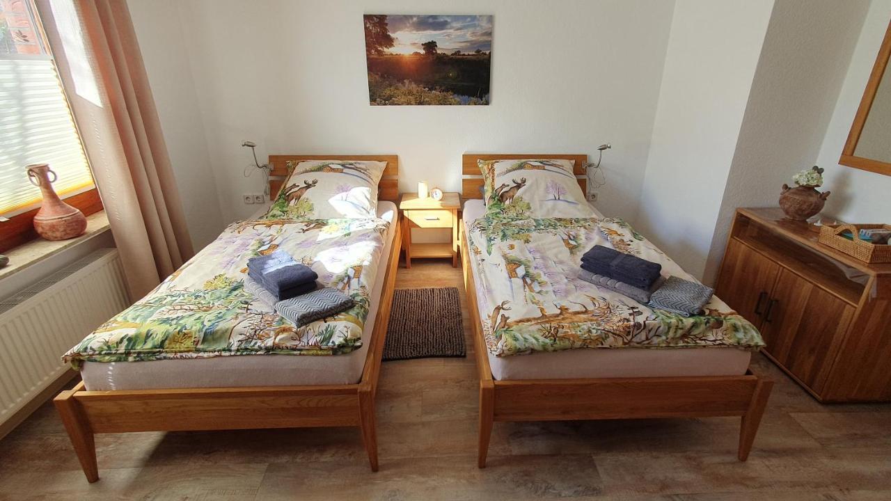 Ruhige Gastesuite Mit Fruhstuck Rhauderfehn Exterior foto
